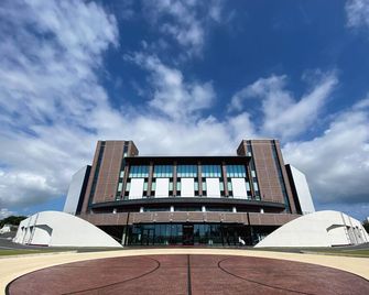 Music Hotel Koza by Coldio Premium - Okinawa - Building