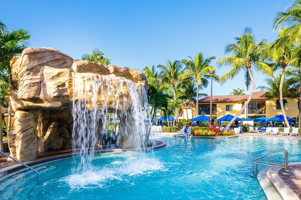 نيبلز باي ريزورت آند مارينا