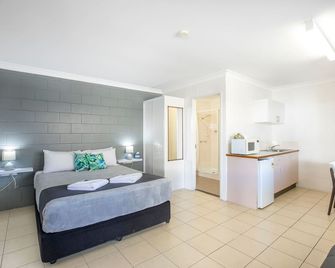 Banjo Paterson Motor Inn - Townsville - Schlafzimmer