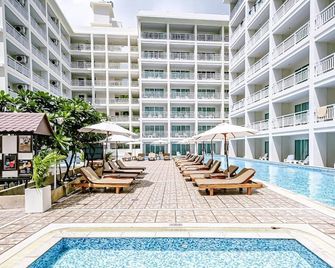 Chanalai Hillside Resort, Karon Beach - Karon - Piscine