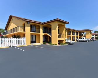 Americas Best Value Inn Ocean Inn - Saint Augustine Beach - Building