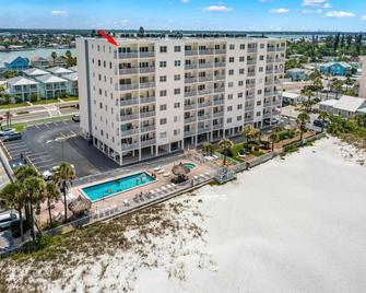 Sea Breeze 708 - Madeira Beach - Building