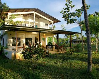 Hibiscus Garden - Santa Catalina - Gebäude