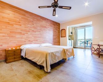 Apartamentos Blancala - Ciutadella de Menorca - Bedroom