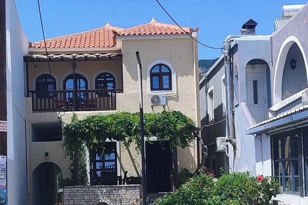 Smaragda Hotel - Marathokampos
