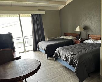 Bravo Inn Greensboro - Грінсборо - Спальня