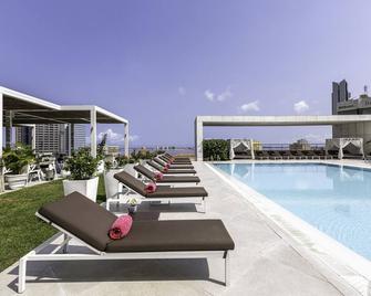 EPIC SANA Luanda Hotel - Luanda - Pool