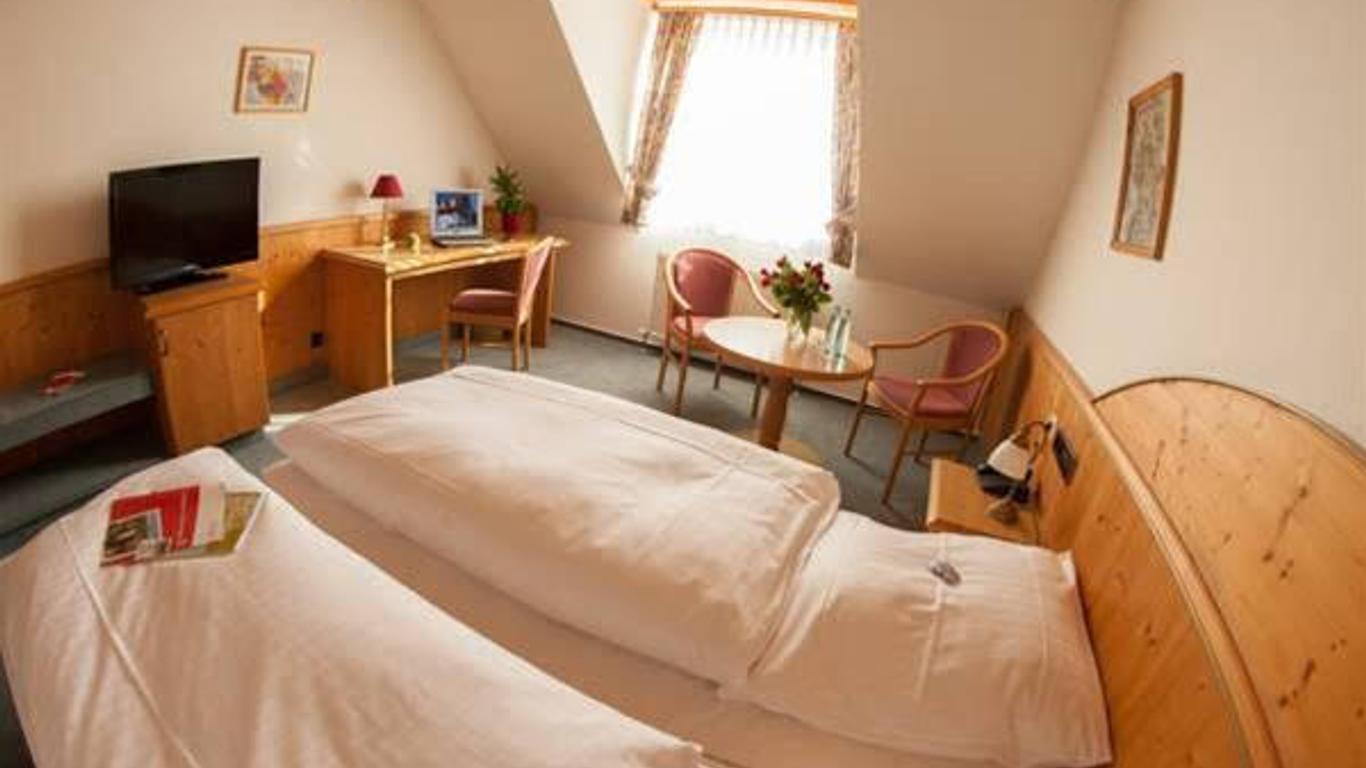 Landhotel & Gaststuben Zum Hasen