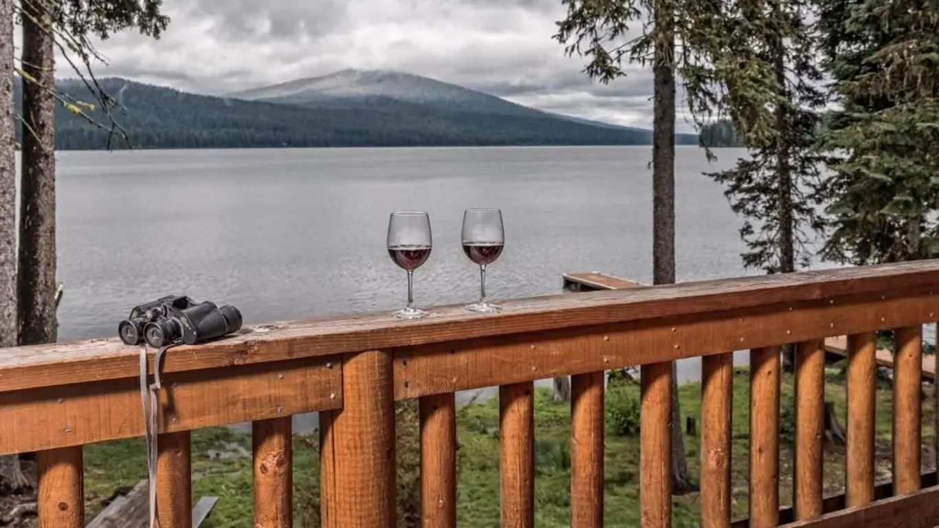 Shelter Cove Resort & Marina