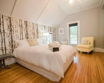 Mahaney Suite Bw Boutique Hotel - Central Lake - Bedroom
