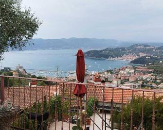 La casetta di Anna - Lerici - Balcone