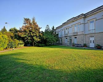 Villa Garden Braga - Braga - Building