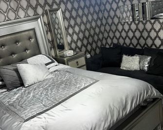 Nice Cozy Room By Empire City Casino And Cross County Mall - Yonkers