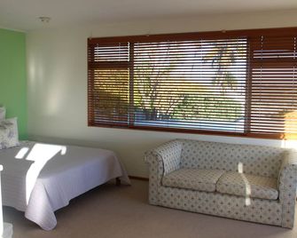 Lovely self contained studio - Napier - Bedroom