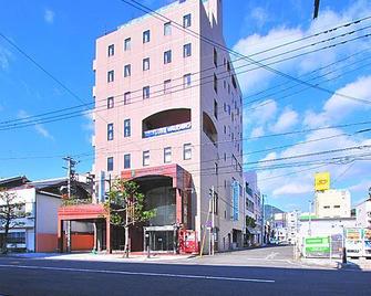 Grand First Inn Sasebo - Sasebo - Gebäude