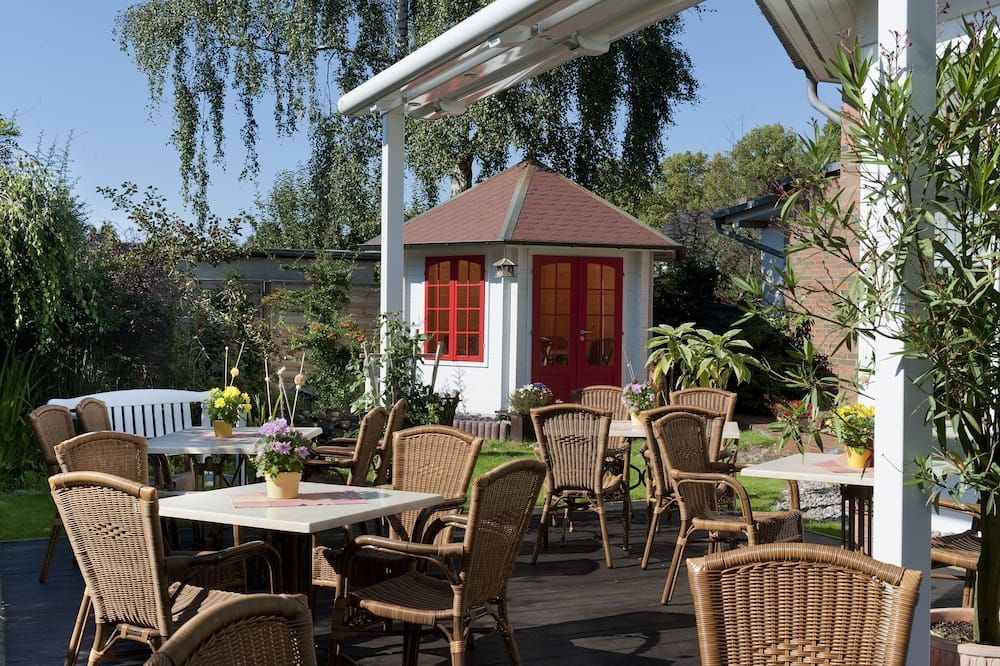Hotel Landhaus Dierkow - Rostock - Patio
