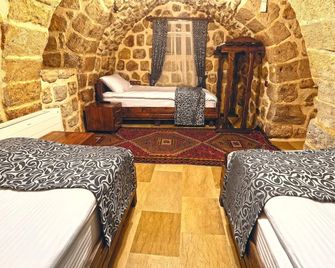 Darius Konagi - Mardin