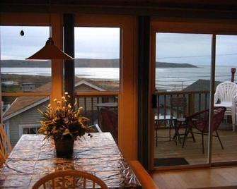Panoramic Ocean View--3 Min Walk To Beach - Dillon Beach - Balcony