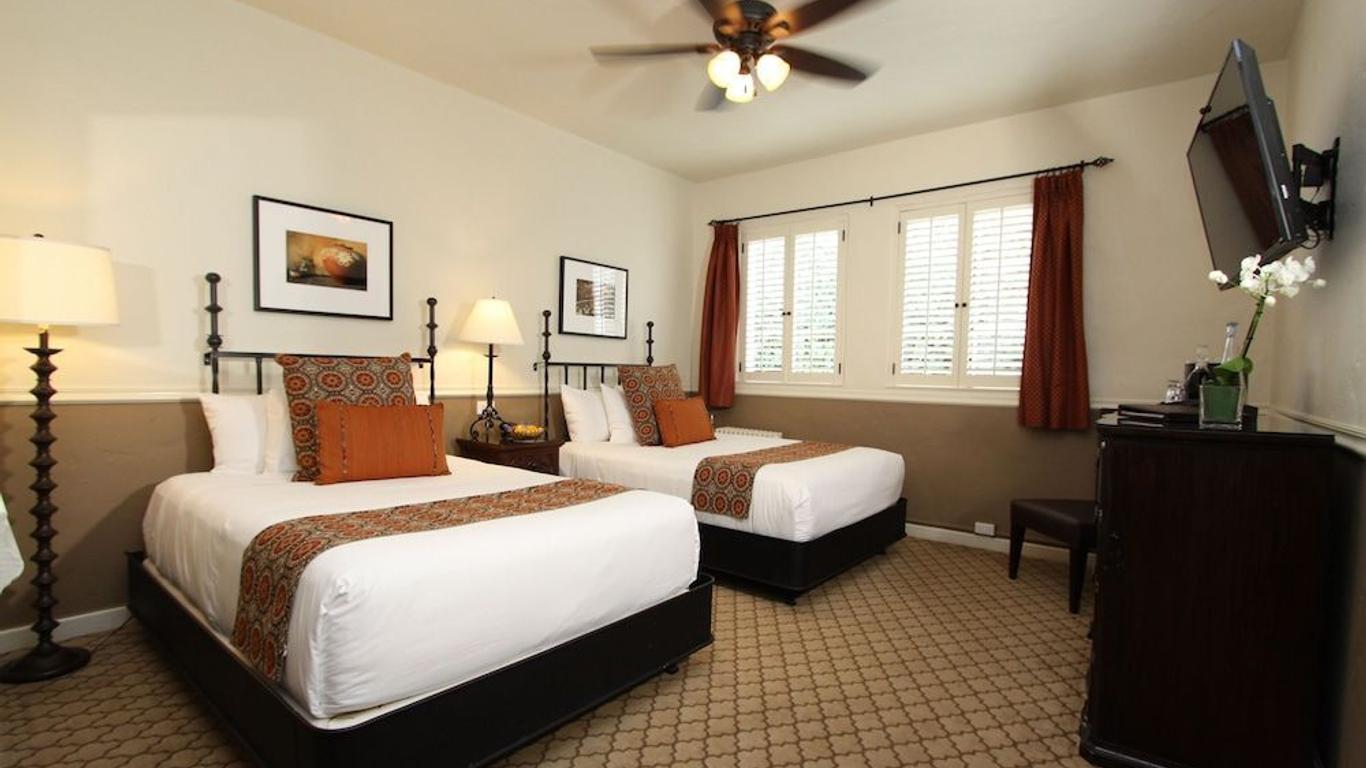 Cypress Inn