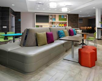 Home2 Suites by Hilton North Charleston University Blvd - Норт-Чарльзтон - Лоббі