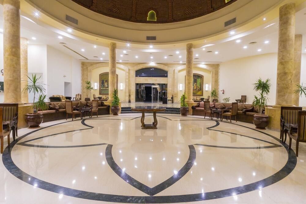 منتجع الفيستون مرسى علم