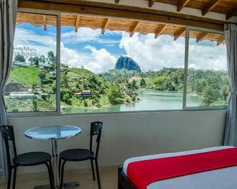 Hotel Santa Maria De Las Aguas Penol - El Peñol - Balcón
