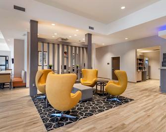 Comfort Suites Grandview - Kansas City - Grandview - Lobby