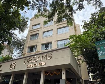 Dream Residency Hotels Pvt Ltd - Bombay - Edificio