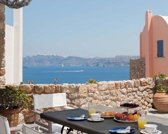 Red Cliff Santorini Villa - Volcano View & Jacuzzi - Akrotiri - Balkon