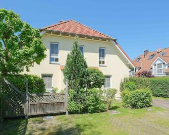 Strandoase Typ Sto-A Strandoase Whg. So7 - Wustrow (Darss) - Edificio
