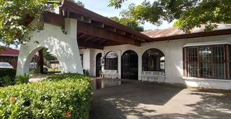 Hotel Guanacaste - Liberia - Rakennus