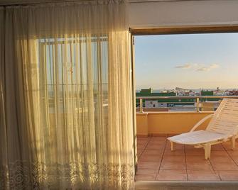 Apartamentos Maja - Benidorm - Balcón