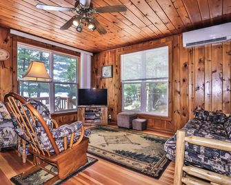 Stepaway Vacation Rentals- Birch Hideaway - Saint Germain - Living room