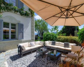 Villa Casasco - Myhomeincomo - Casasco d'Intelvi - Patio
