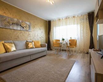 5 minutes to the park Herastrau - בוקרשט