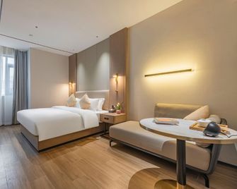 Meihou Hotel (Chaozhou Ancient City Paifang Street Branch) - Chaozhou - Bedroom