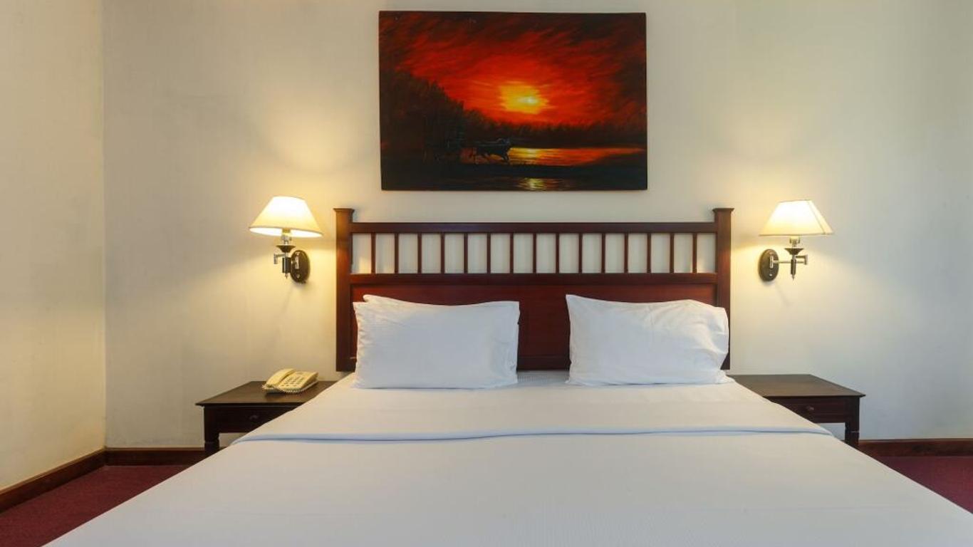 Hotel Janaki