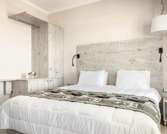 Royalty Suites Loft - Nikiti - Ložnice