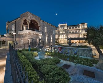 Hotel Lapad - דוברובניק