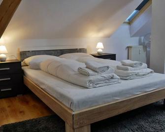 Wohlfühlen in der Bauhausstadt Dessau mit Netflix - Dessau-Rosslau - Phòng ngủ