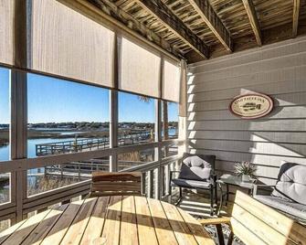 Condo with Breathtaking Views in Murrells Inlet - Murrells Inlet - Balcony