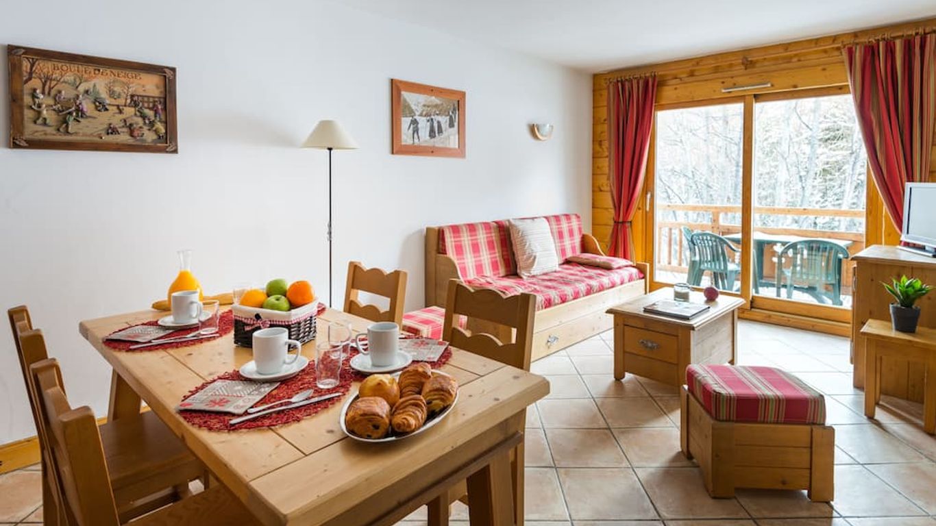 ريزيدونس لاجرانج فاكانس لو هامو دي روشي بلون