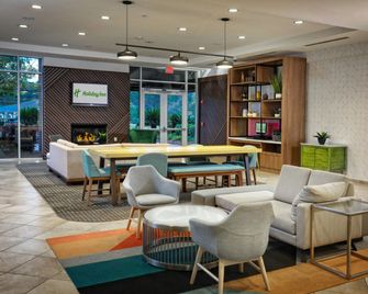 Holiday Inn Statesboro-University Area By IHG - Statesboro - Будівля