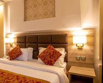 First Diamond Served Apartments - Jeddah