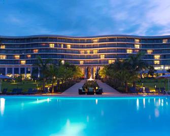 Sofitel Malabo Sipopo Le Golf - Malabo - Pool