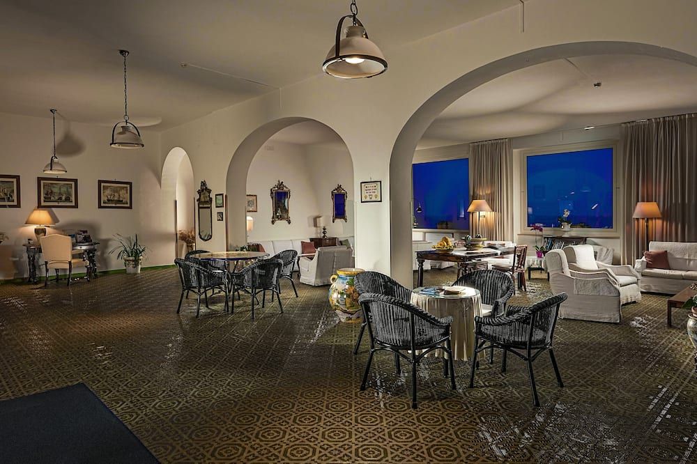 Hotel Bellevue Suite