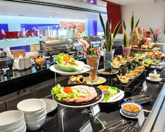 Gold Orchid Bangkok Hotel - Bangkok - Buffet