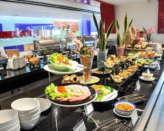 Gold Orchid Bangkok Hotel - בנגקוק - בופה