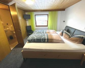 Brügglers Ferienhäuser - St. Leonhard im Pitztal - Yatak Odası