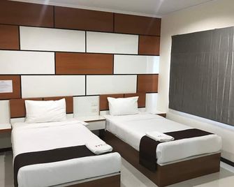 Ttt Hotel - Hat Yai - Bedroom